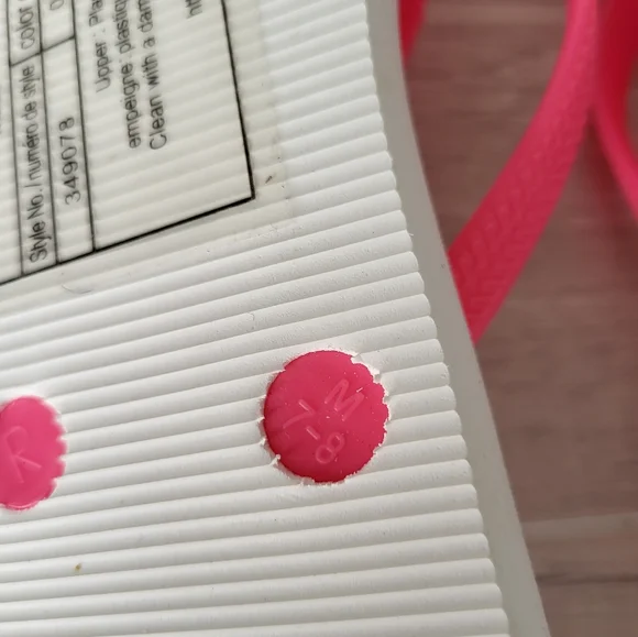 Victoria's Secret Women Striped Hot Pink Summer Beach Flip Flops Medium 7 / 8 - Picture 4 of 6